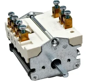ROTARY SWITCH KIT 32A 240V OFF + 4 ON
