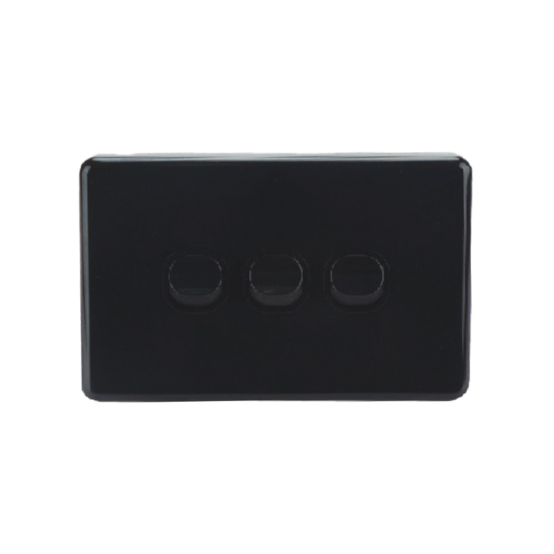 AVOL AVOL Power Point 3 Gang Single Pole | 250VAC 10A | Black | Horizontal ESW153B