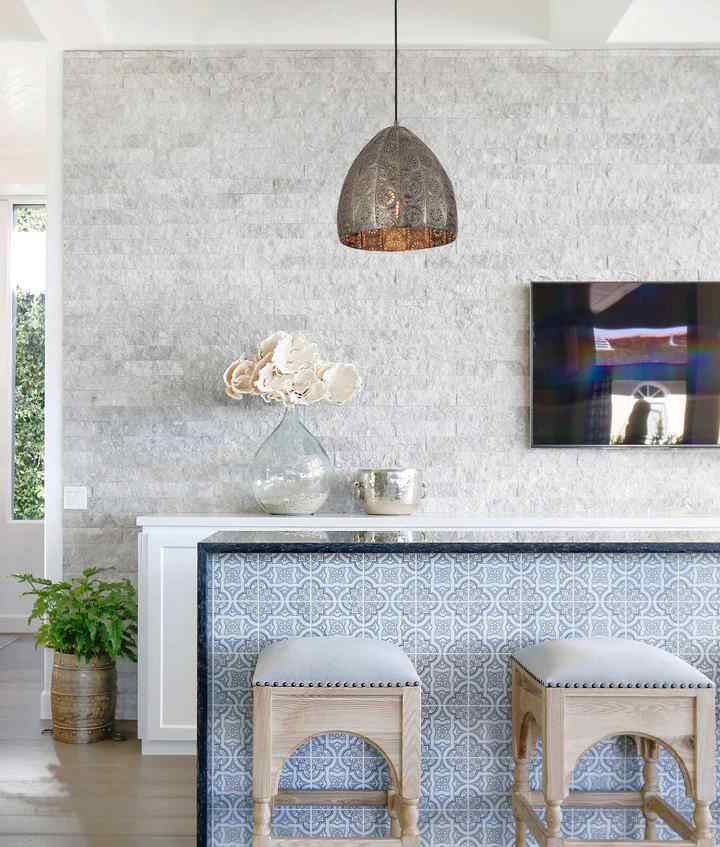 CLA SARI: Bohemian Interior Embossed Ellipse Aged Brass Steel Ombre Pendant Light - Image 2