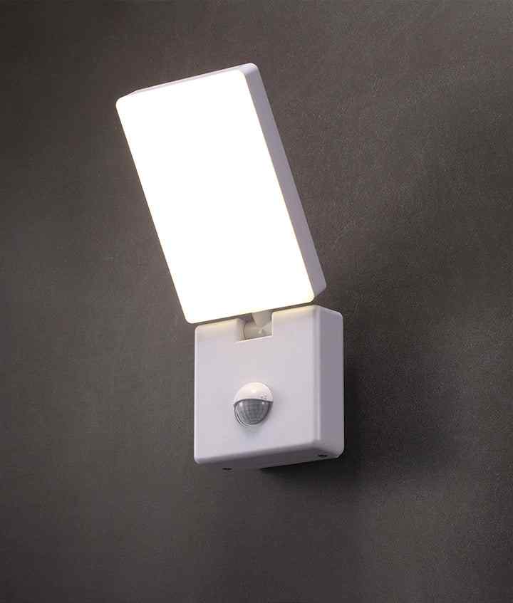 CLA SEC: Surface Mounted LED Security Lights with Sensors IP65 - Image 4