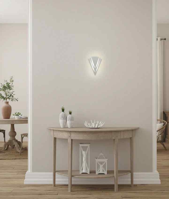 CLA SURAT: City Series LED Dual-CCT Interior Triangular Dimmable Wall Light - Image 2